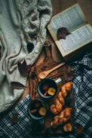 Food Aesthetics - Warm autumn-themed flat lay featuring hot drinks #5182561